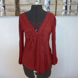 Adorable Lucky Brand top!